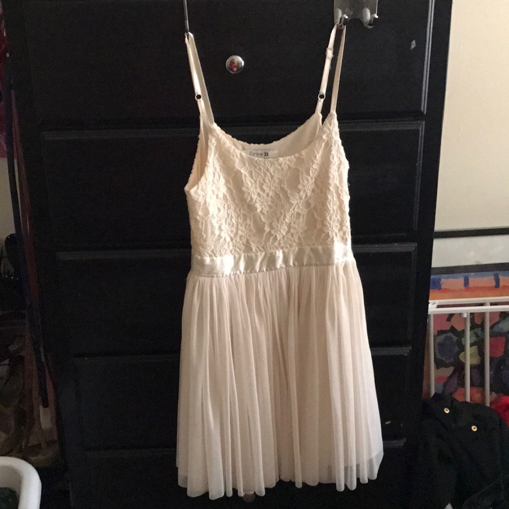 Beautiful cream lace dress size small